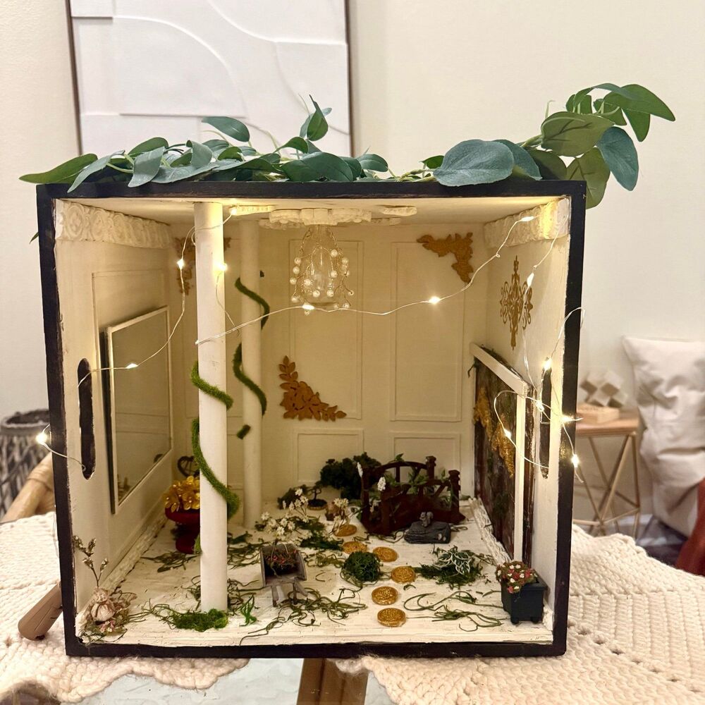 Olde Victorian Enchanted Garden Ballroom Miniature Dollhouse Display